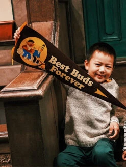 Oxford Pennant: Best Buds Ever Pennant