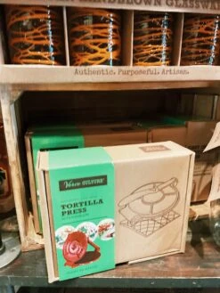 Cast Iron Tortilla Press Kit