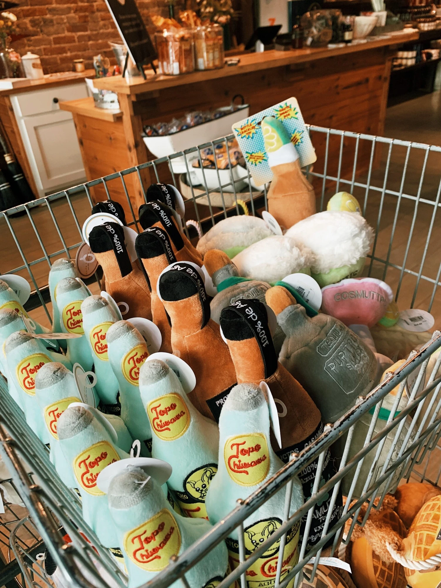 Casamuttgos Tequila Dog Toy 2 Casamuttgos Tequila Dog Toy - Image 2