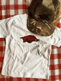 Arkansas Short Sleeve Tee - White -Home Goods Store IMG 1385 f19c913b bc26 4769 8fbe 1cc83e34d532
