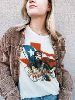 Willie Nelson Texas Unisex Tee 10 Willie Nelson Texas Unisex Tee -Home Goods Store IMG 9017