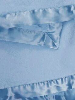 Little Giraffe: Luxe Baby Blanket - Cornflower 6 Little Giraffe: Luxe Baby Blanket - Cornflower -Home Goods Store Luxe CF