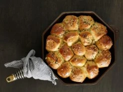 Finex: 12 Inch Skillet & Lid -Home Goods Store gallery skillet 12 dinner rolls 0fda5d21 0573 4d1a aa80 a407740ab27f