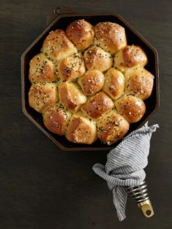 Finex: 10 Inch Skillet + Lid -Home Goods Store image 5a7a3470 4e10 471a b9be 0393e6da30cc