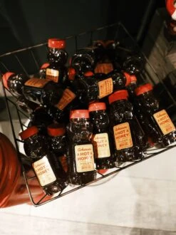 Guenther Apiary: Arkansas Hot Honey -Home Goods Store image ac5bd361 6f82 424d 815d 0190d53a55b5