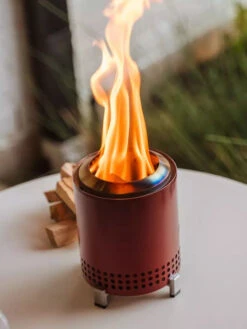 Solo Stove: Mesa Tabletop Fire Pit - Mulberry