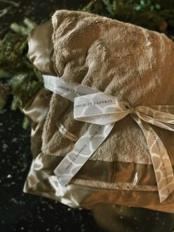 Giraffe:l At Home: Luxe Throw Blanket - Flax